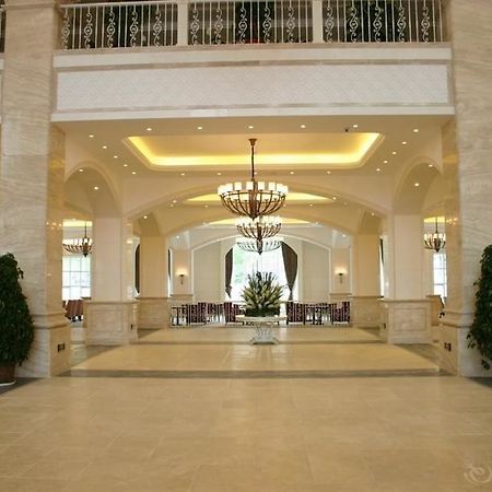 Blue Sky Hotel เยียนไถ ภายนอก รูปภาพ