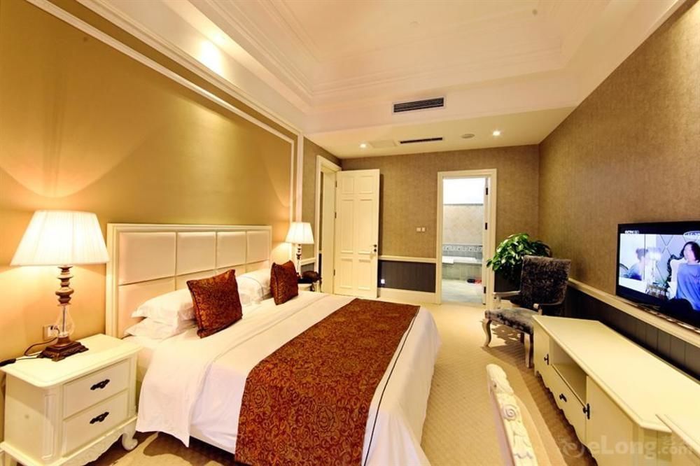 Blue Sky Hotel เยียนไถ ภายนอก รูปภาพ