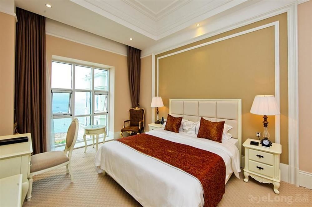 Blue Sky Hotel เยียนไถ ภายนอก รูปภาพ